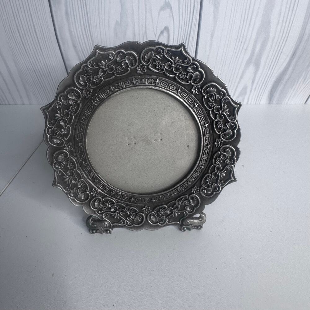 Vintage Pewter Picture Frame Scrolls Ornate Circular 5x5
